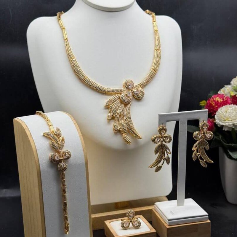 Swarovski luxury complete jewelry set B - Image 2