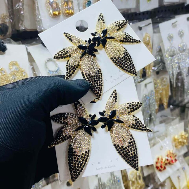 Earring 1 - Image 3
