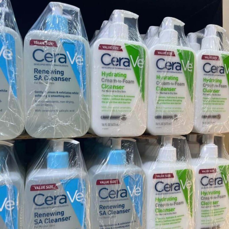 CeraVe  Hydrating Cleanser