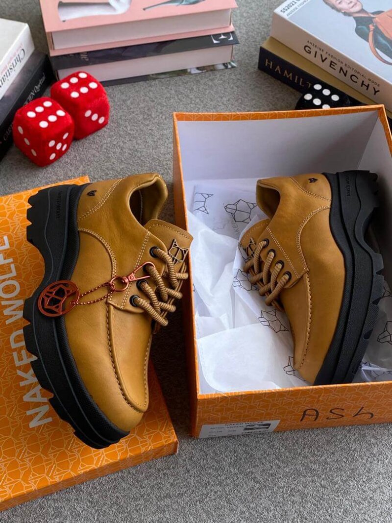 NEW NAKED WOLFE SNEAKERS (HIGHEST BRAND)
40-----46